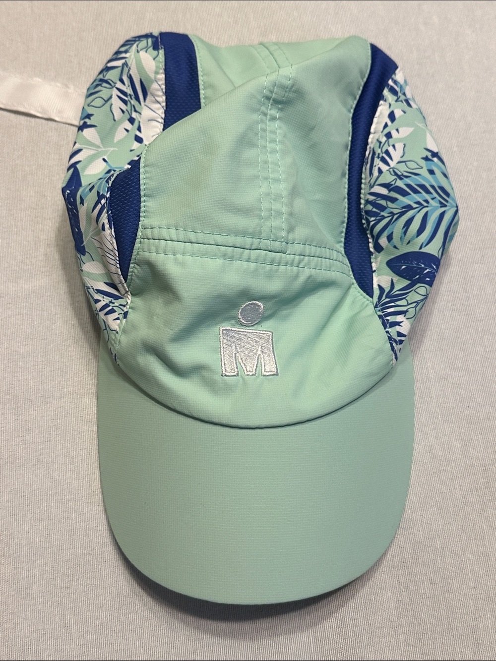 IRONMAN RACER RUNNING HAT PALM POWDER BLUE 💙⭐️💙⭐️ - Picture 5 of 5